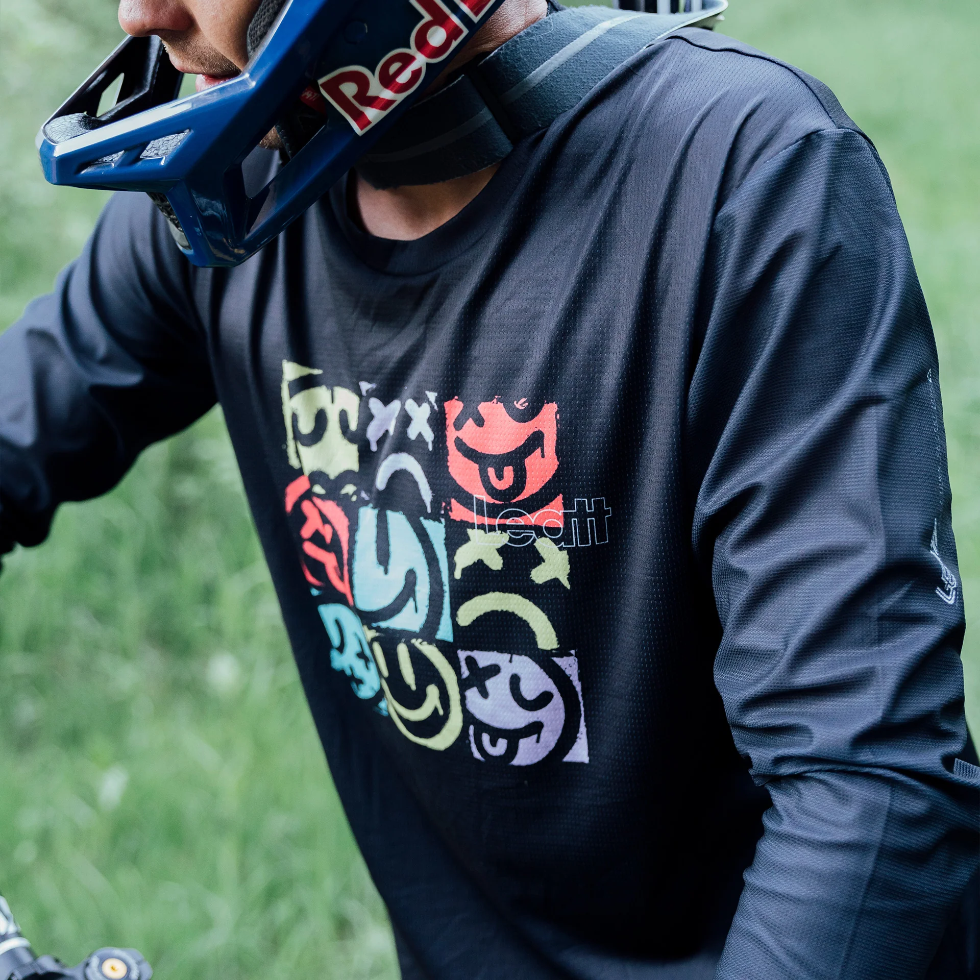 Thumbnail 11